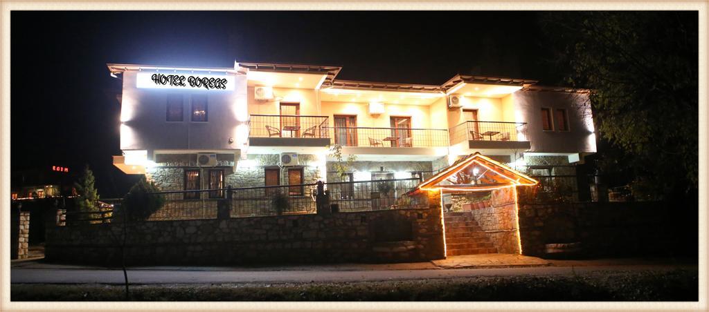 Voreas Hotel Káto Loutrákion Zewnętrze zdjęcie